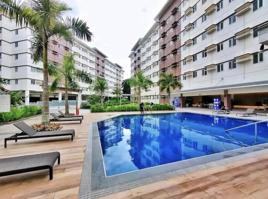 Staycation Ni Inday Trece Martires Luaran gambar