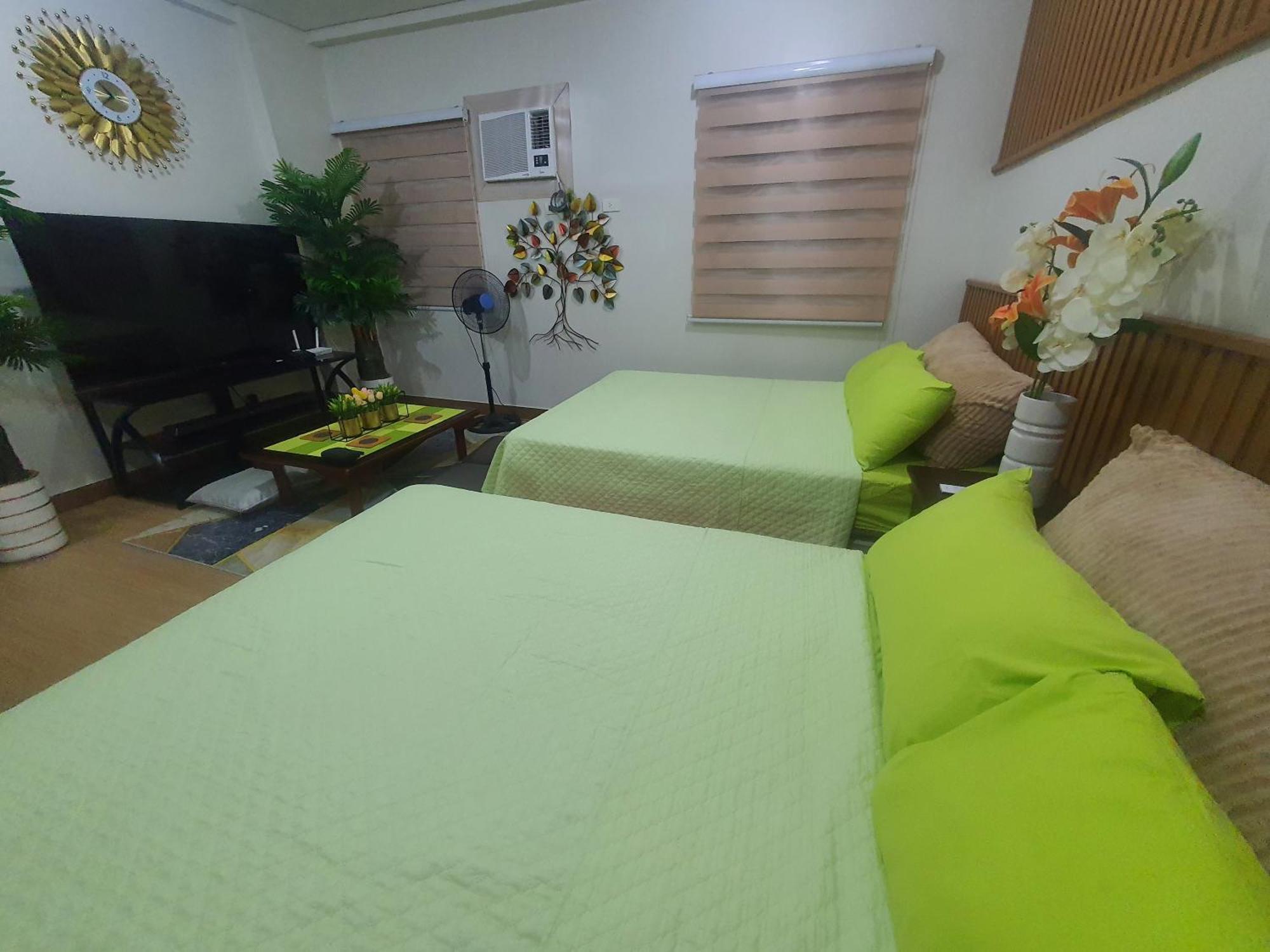 Staycation Ni Inday Trece Martires Luaran gambar